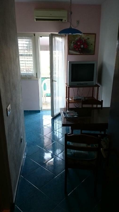 Apartman Palme Hotel Šibenik Buitenkant foto