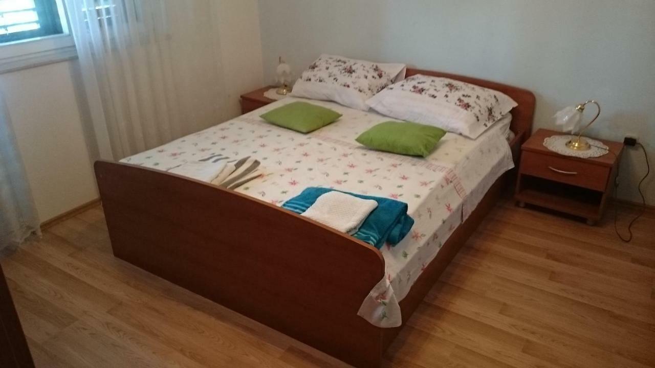 Apartman Palme Hotel Šibenik Buitenkant foto